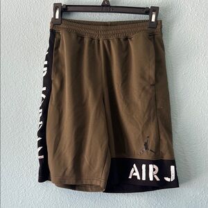Air Jordan Green and Black Athletic Shorts Boys Size Large